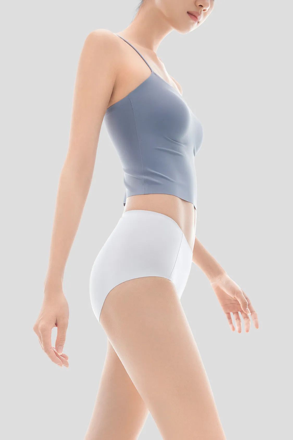 Less - Women's Seamless Sports Underwear