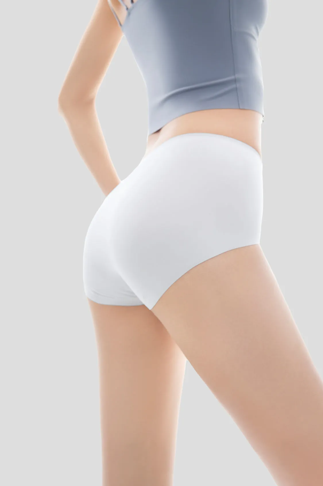 Less - Women's Seamless Sports Underwear