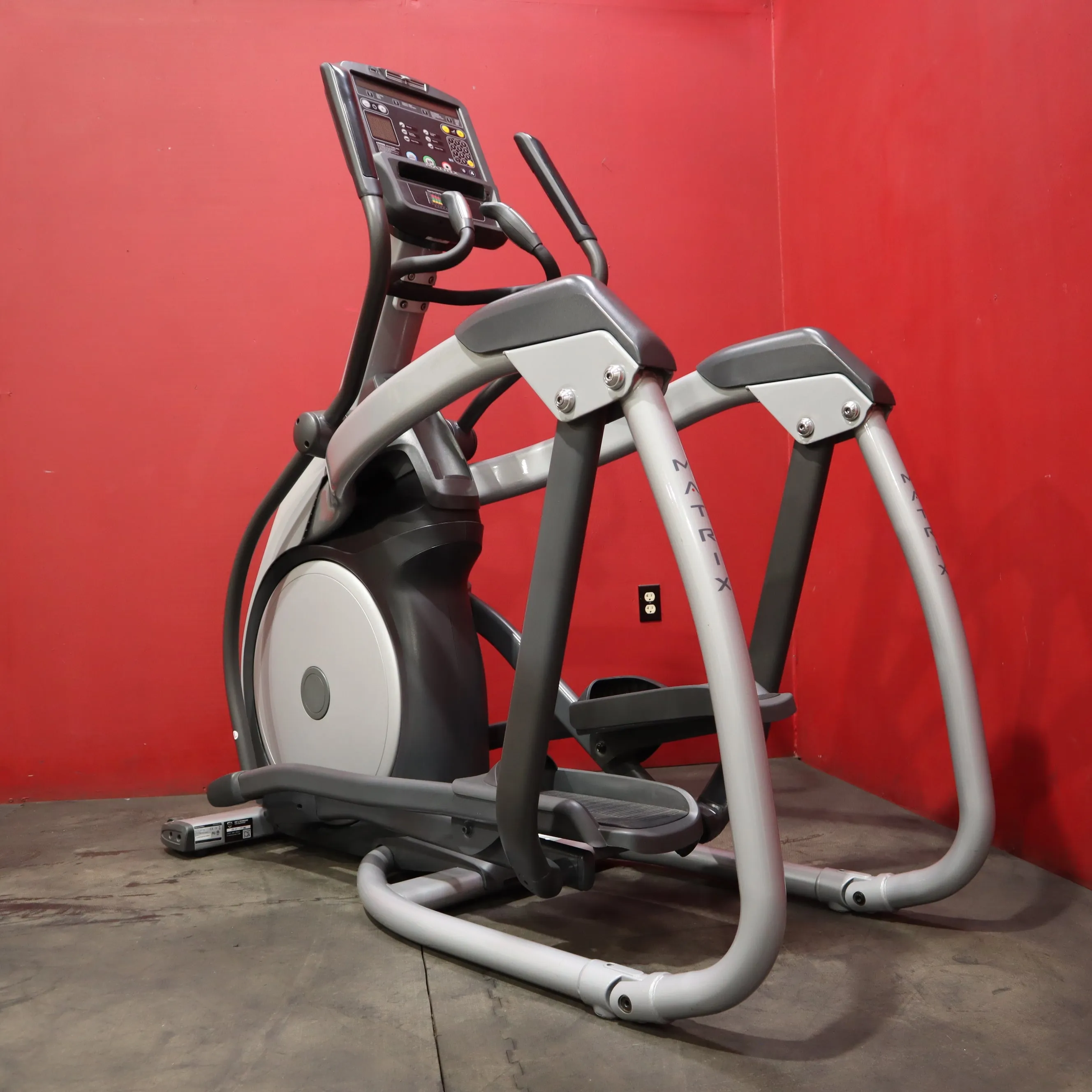 Matrix E-5x Suspension Elliptical Trainer (Refurbished)