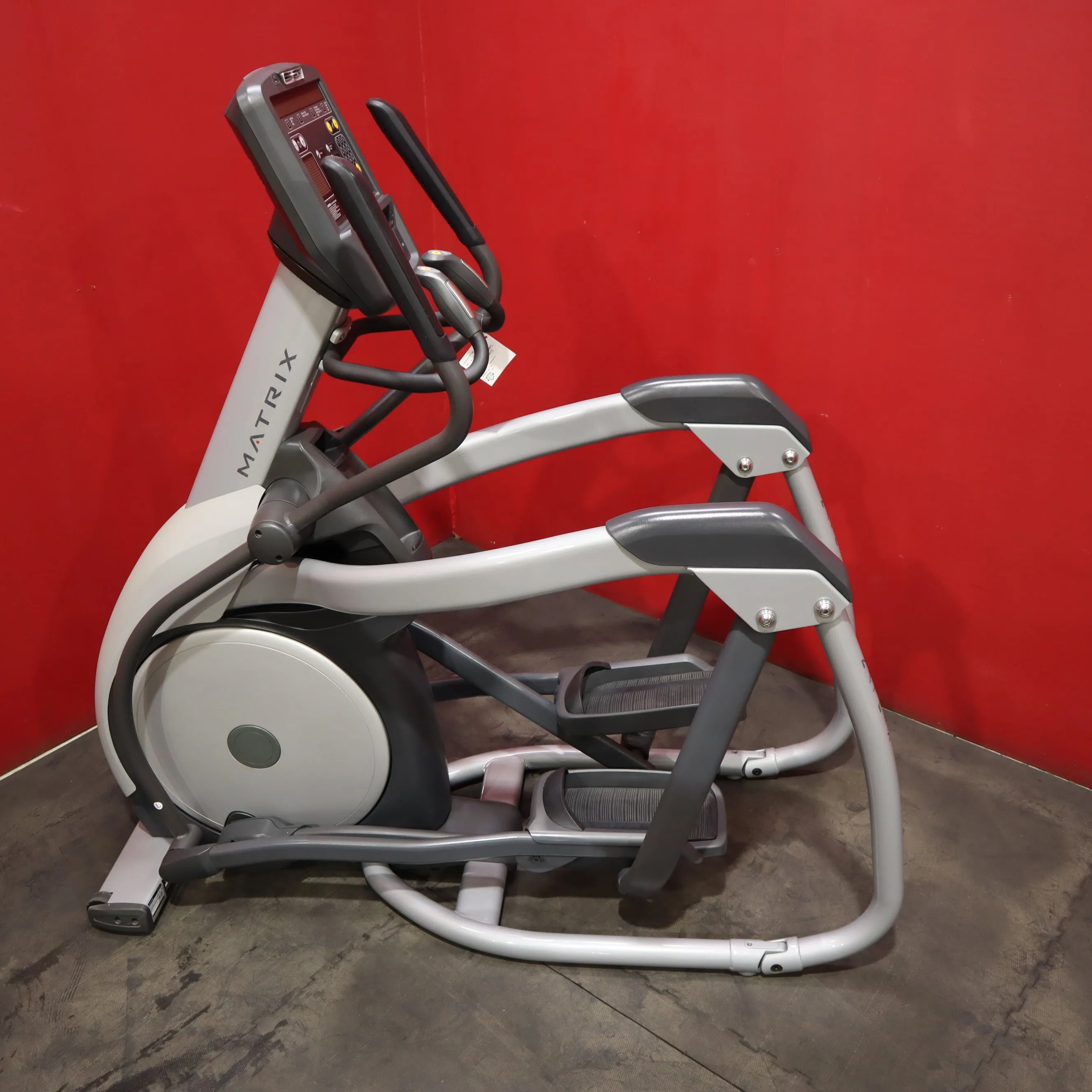 Matrix E-5x Suspension Elliptical Trainer (Refurbished)