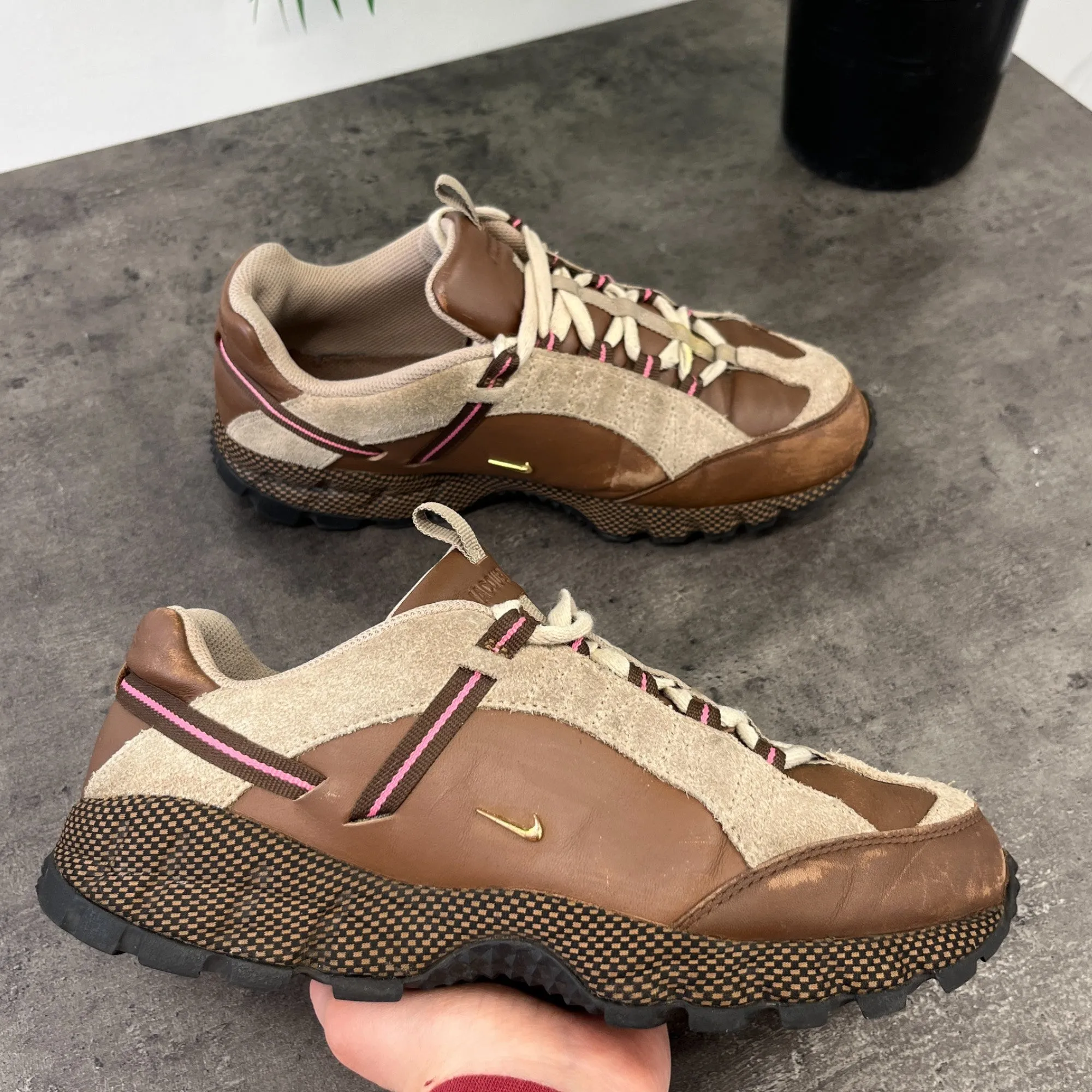 Women's X Nike Air Humara Lx Low Trainers Brown Size EU 39.5 / UK 6.5